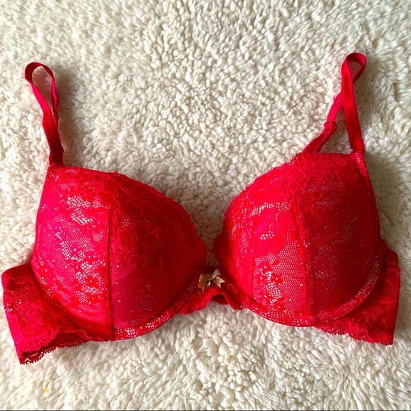 Victoria's Secret Other - Victoria’s Secret fuchsia lace bra size 34 C